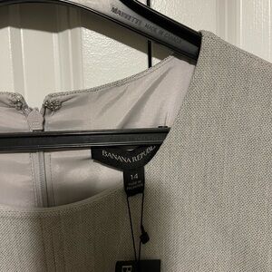 A timeless classic. From the Banana Republic store. Washable. Timeless classic!